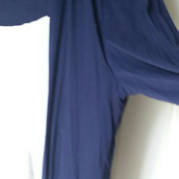 One piece top - Picture 2 of 2